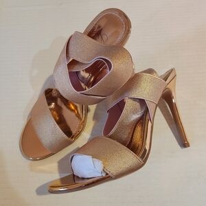 Lauren Lorraine Dallas Rose Gold Metallic Stiletto Heels Size 5.5 NIB